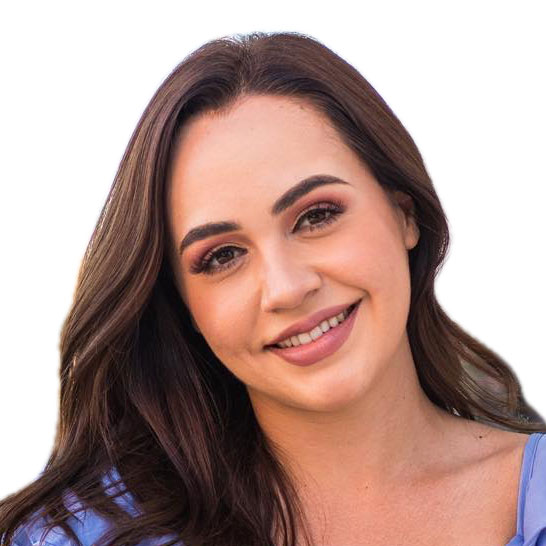 denisse castro broker amistad real estate