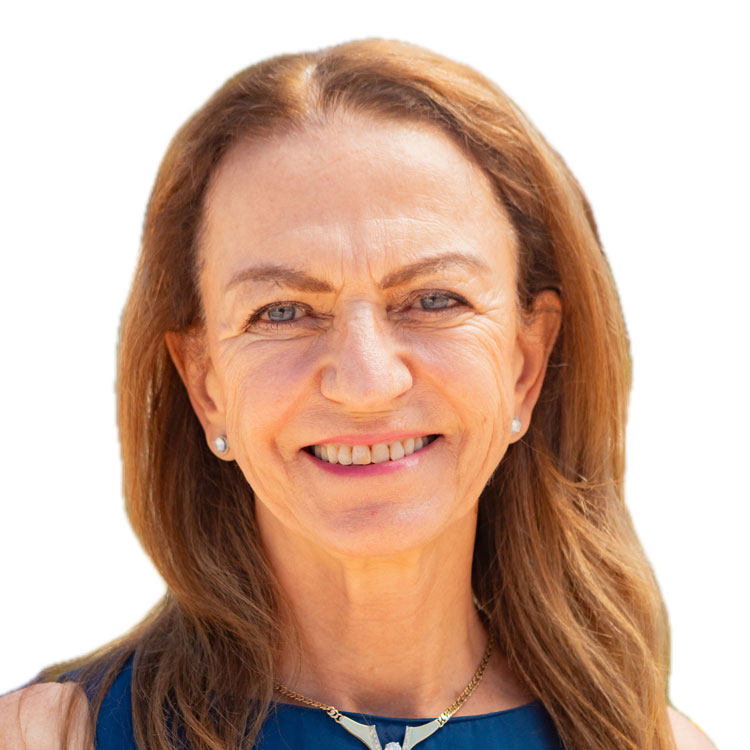 leticia diaz rivera broker coldwell banker riveras